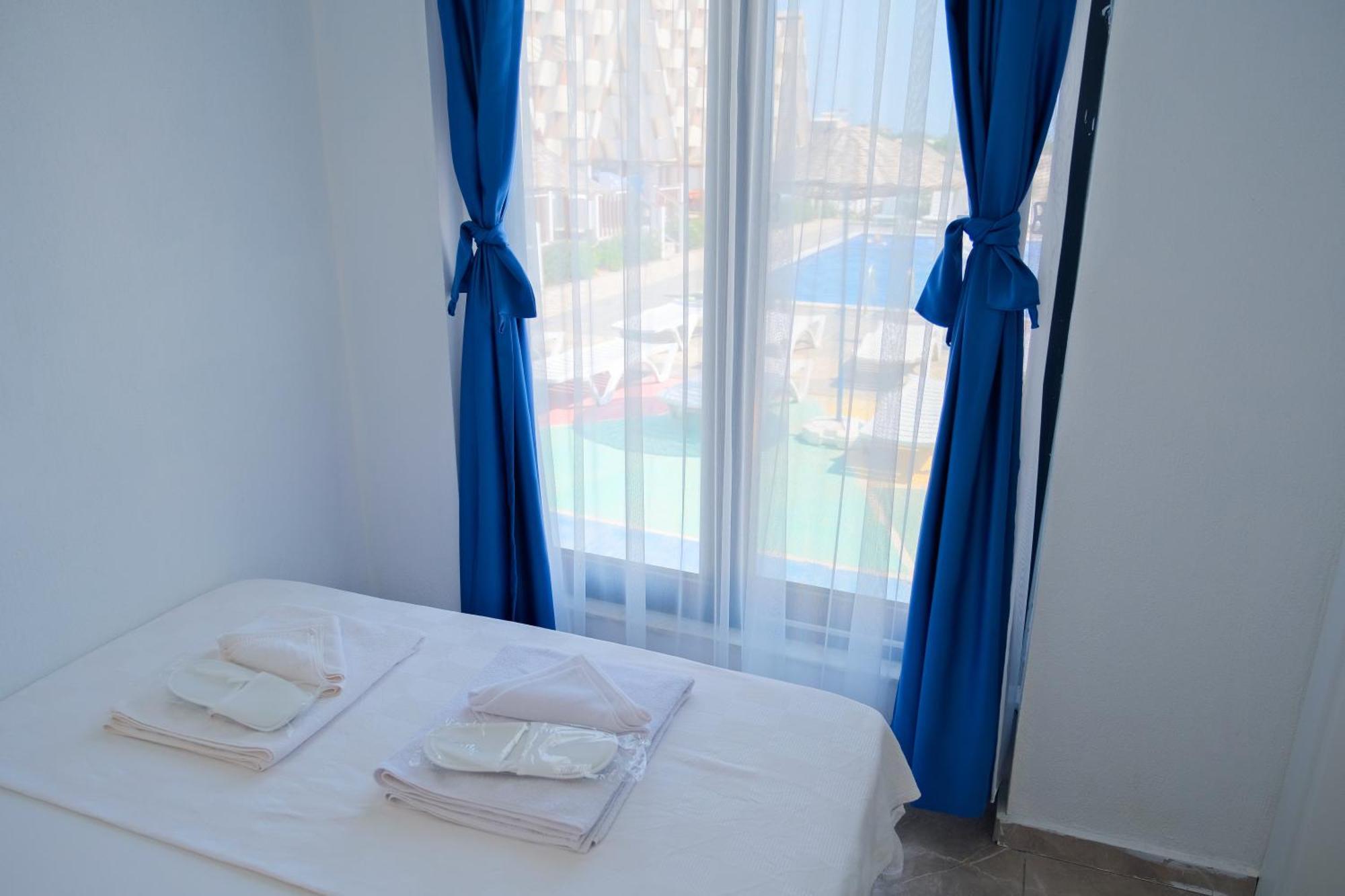 Bu Bungalow Hotel เดมเร ภายนอก รูปภาพ